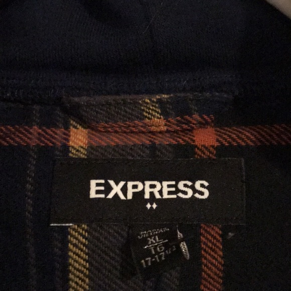 EXPRESS PLAID BUTTON DOWN HOODIE - Picture 3 of 7
